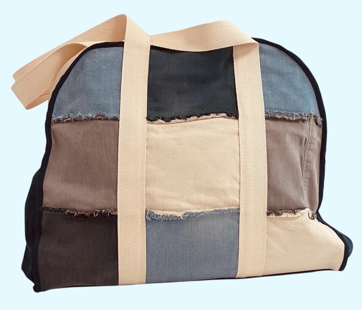 Super grote  tas van hergebruikte stoffen – gevoerde weekendtas met rits & lange hengsels