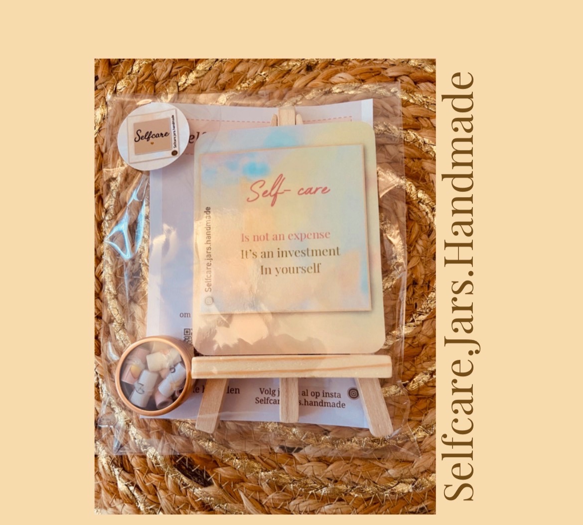 Gift box - Two gifts- Remind you of selfcare - 104198 Gift box - 2 kado's - Maak tijd voor selfcare