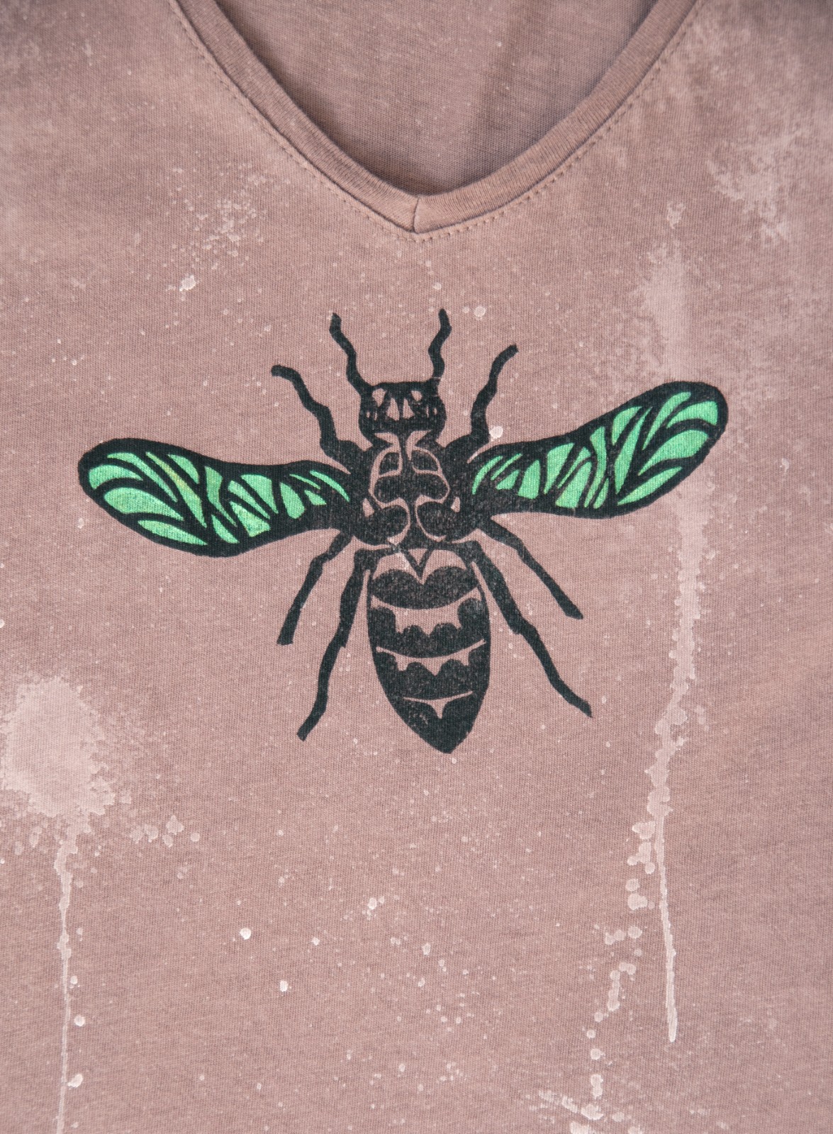 Hand Bedrukt Dames T-shirt, Bruin, Geometrisch Insect - 148921 Hand Bedrukt Dames T-shirt, Bruin, Geometrisch Insect