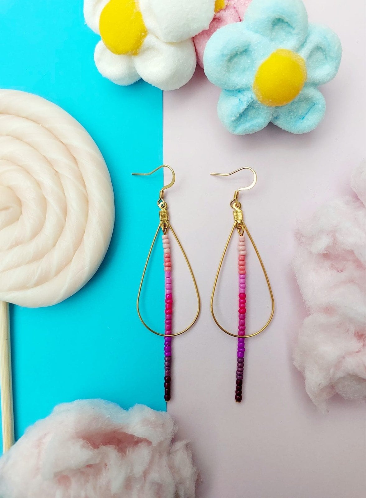 Electric Purple Teardrop Earrings Gold Lavender - 59032.jpeg Elektrische paarse druppel oorbellen