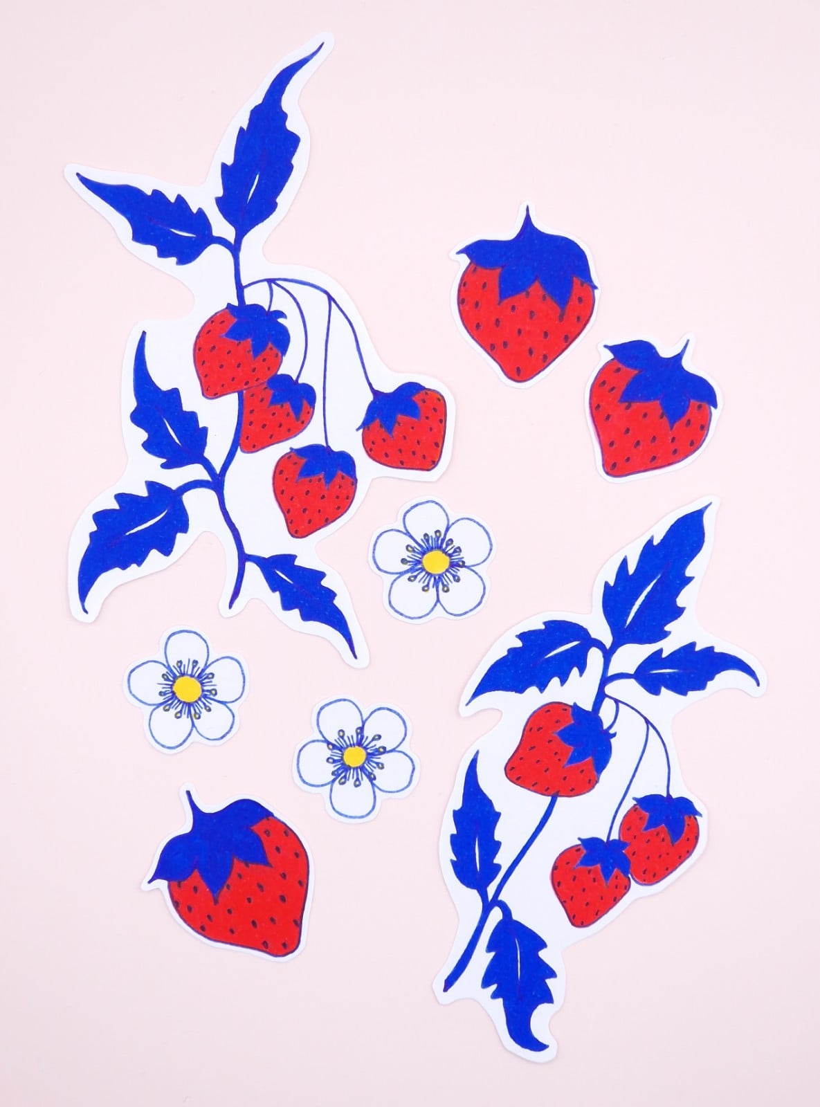 Hand getekende Sticker set, Aardbeien, Blaadjes en Bloemen, Blauw Rood - 130281 Hand getekende Sticker set, Aardbeien, Blaadjes en Bloemen, Blauw Rood