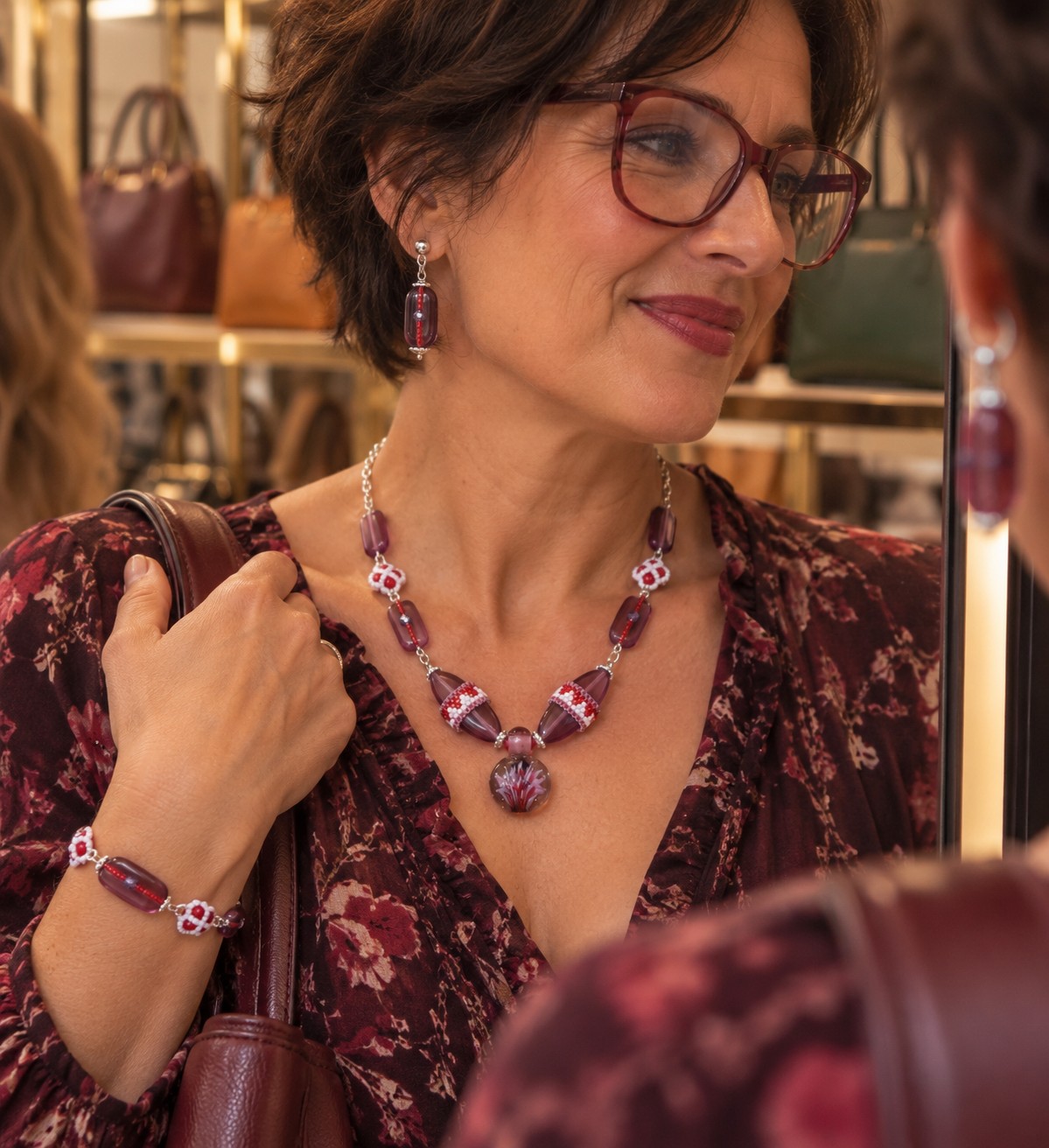 Passievol & Avant-Garde, sieradenset met handgemaakte glaskunst in paars en rood