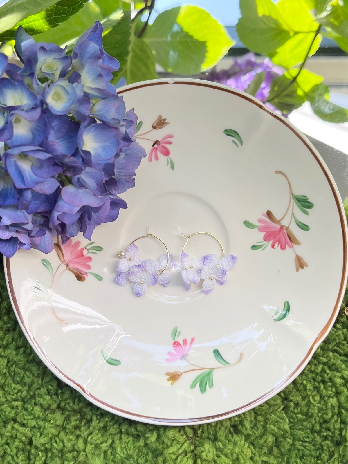 Micro Gehaakte Paarse Bloesems – Oorringen - 82754 Micro Gehaakte Paarse Bloesems – Oorringen