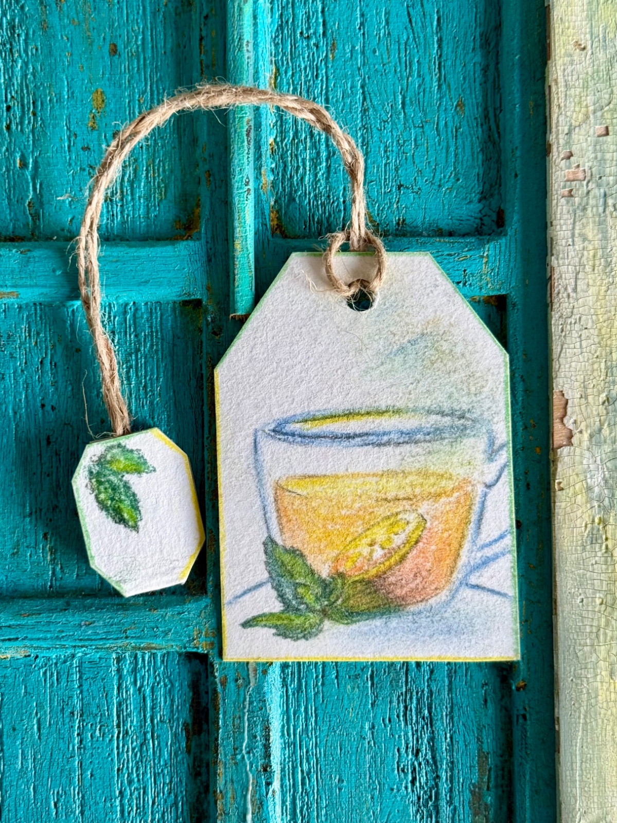 "Lemon Mint" Teamark – Handmade Tea Bag Bookmark (Pastel Illustrati… - 104030 "Lemon Mint" Teamark – Handgemaakte Theezakje-Boekenlegger (Pastel Illustratie, Acrylpapier)