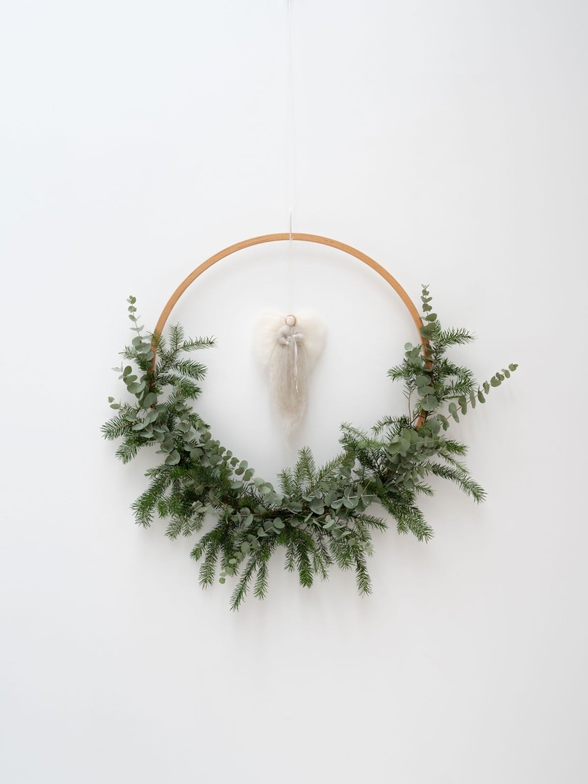 Beschermengel 'Irini' wit/ neutraal