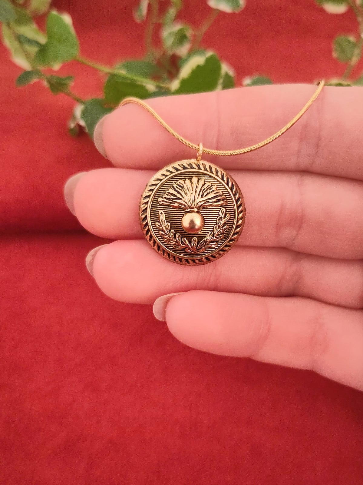 Ketting met een verhaal — ✿ — vintage knoop (ca. 1950–1960)