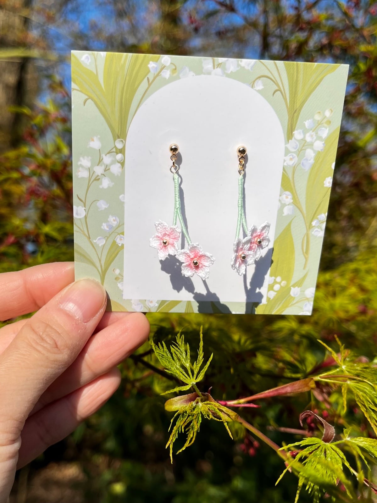 Micro gehaakte kersenbloesem oorbellen