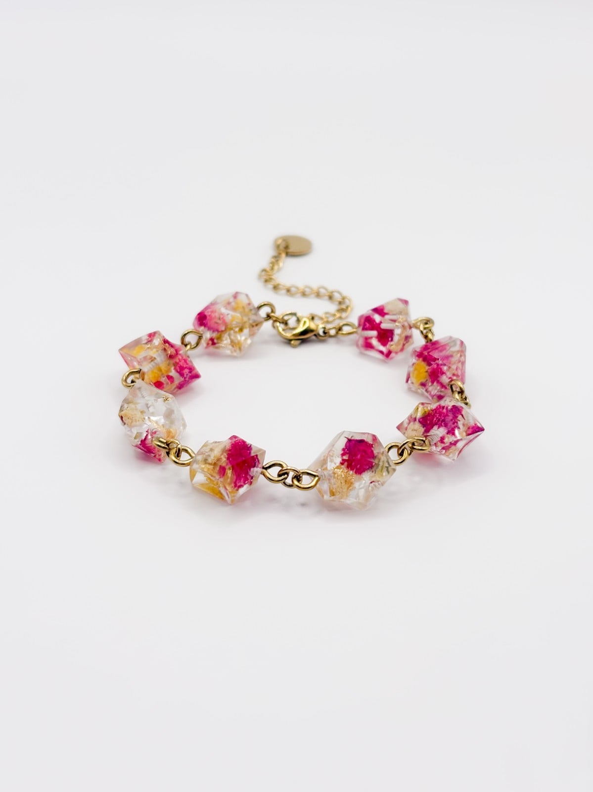 Armband met Kristalvormige Hangers Gevuld met Echt Gipskruid uit Luga… - 125745 Armband met Kristalvormige Hangers Gevuld met Echt Gipskruid uit Lugano (Strawberry Lemonade)