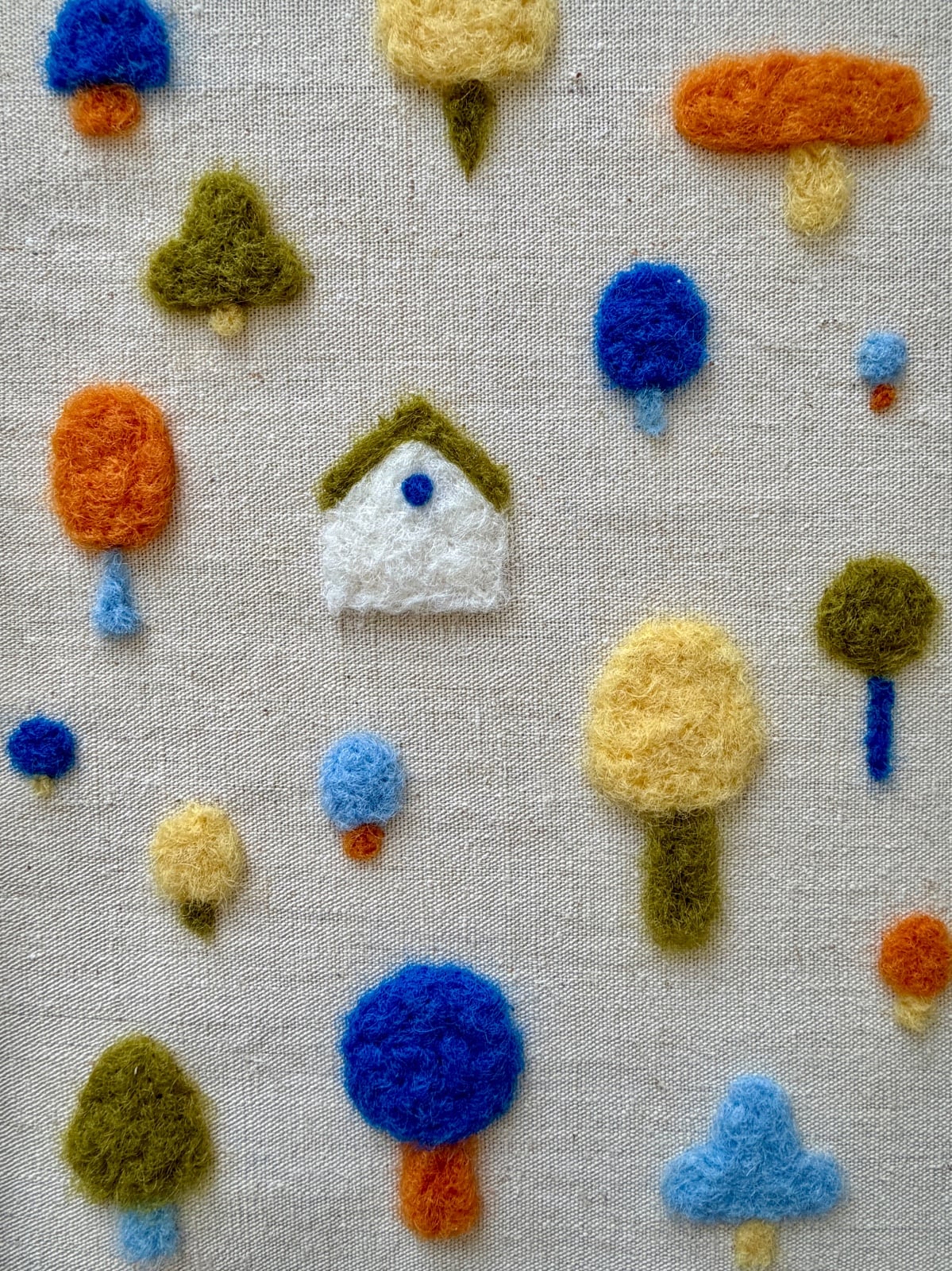 Kunstwerk van wol - It takes a village - 154974 Kunstwerk van wol - It takes a village