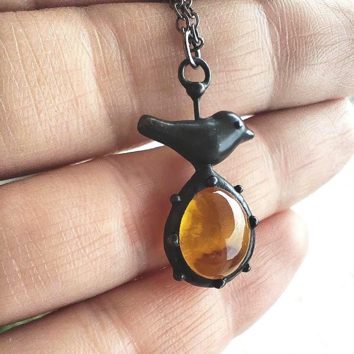 Handgemaakte vogelketting met zwart glas en zwart gepatineerd koper - 141310 Handgemaakte vogelketting met zwart glas en zwart gepatineerd koper