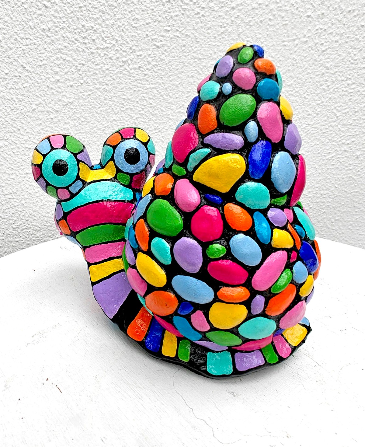 Slakie - Handgeschilderd kleurrijk beeldje - 116150 Slakie - Handgeschilderd kleurrijk beeldje