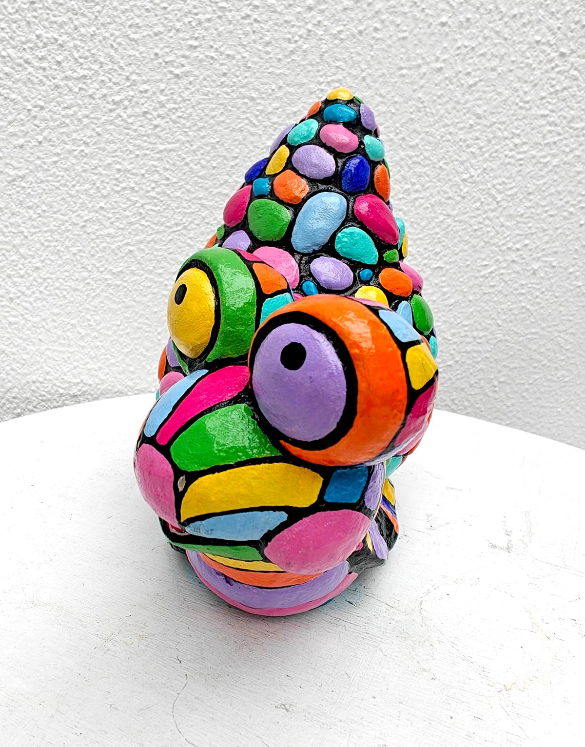 Slakie - Handgeschilderd kleurrijk beeldje - 116147 Slakie - Handgeschilderd kleurrijk beeldje