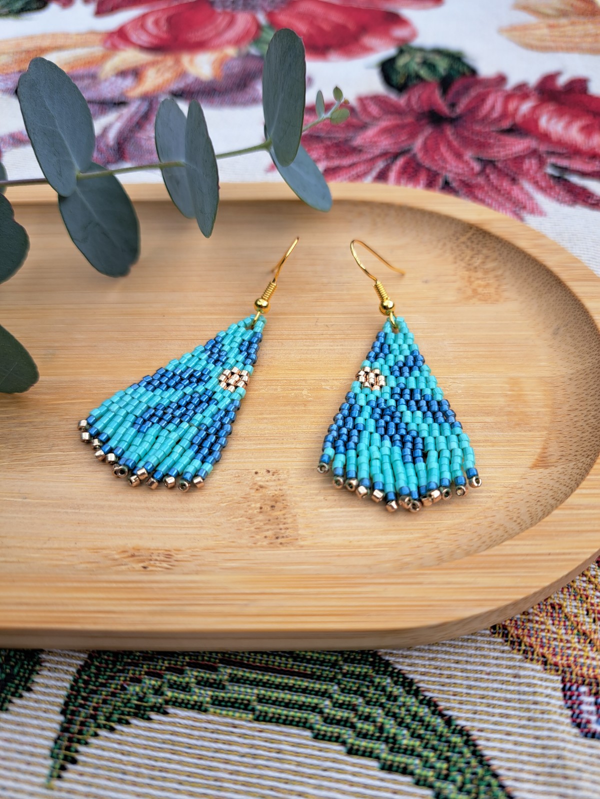 Kralenoorbellen Madelief – Handgemaakt met Miyuki Delica in 3 kleurencombi’s