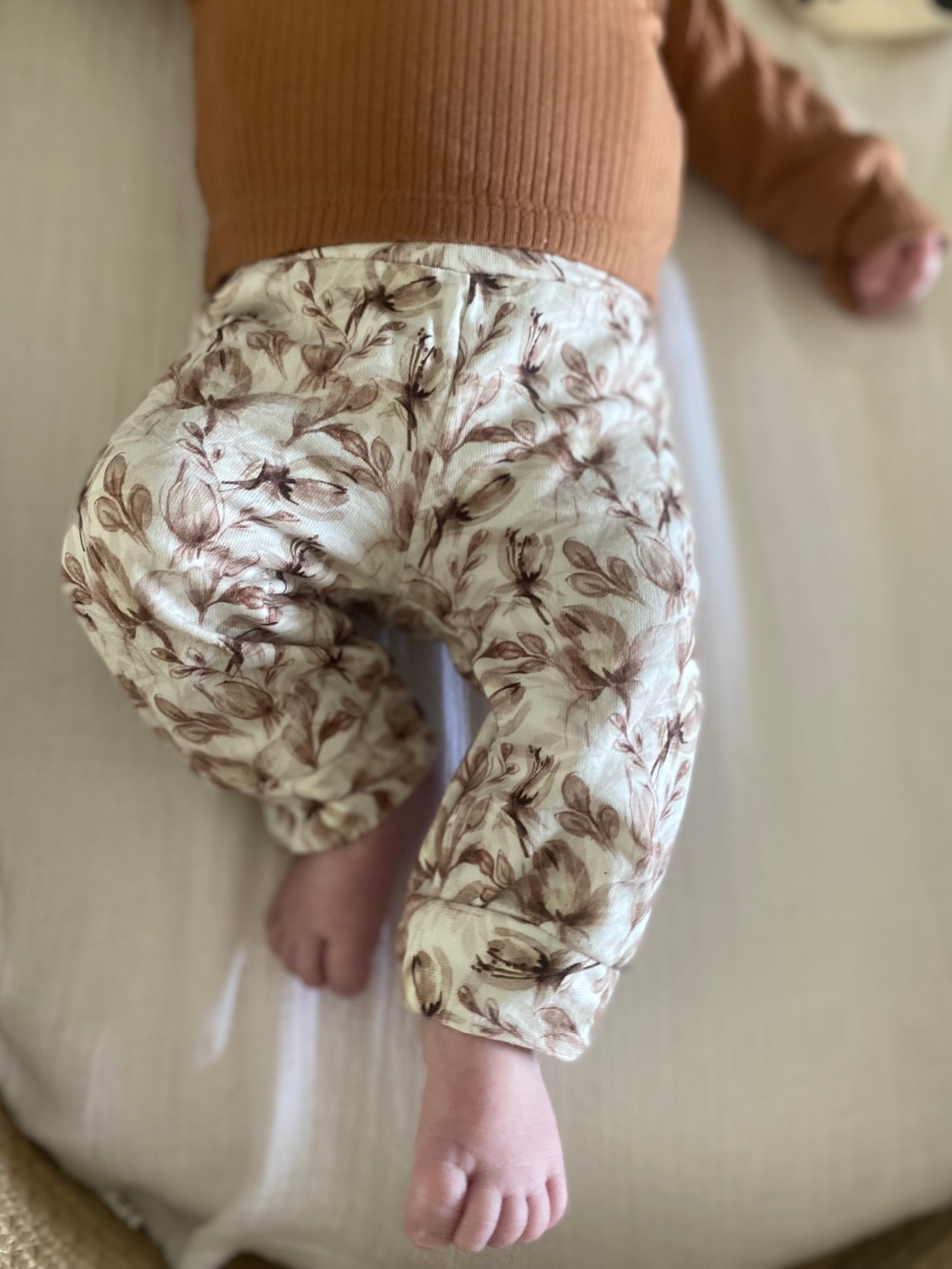 Baby broekje bloesem