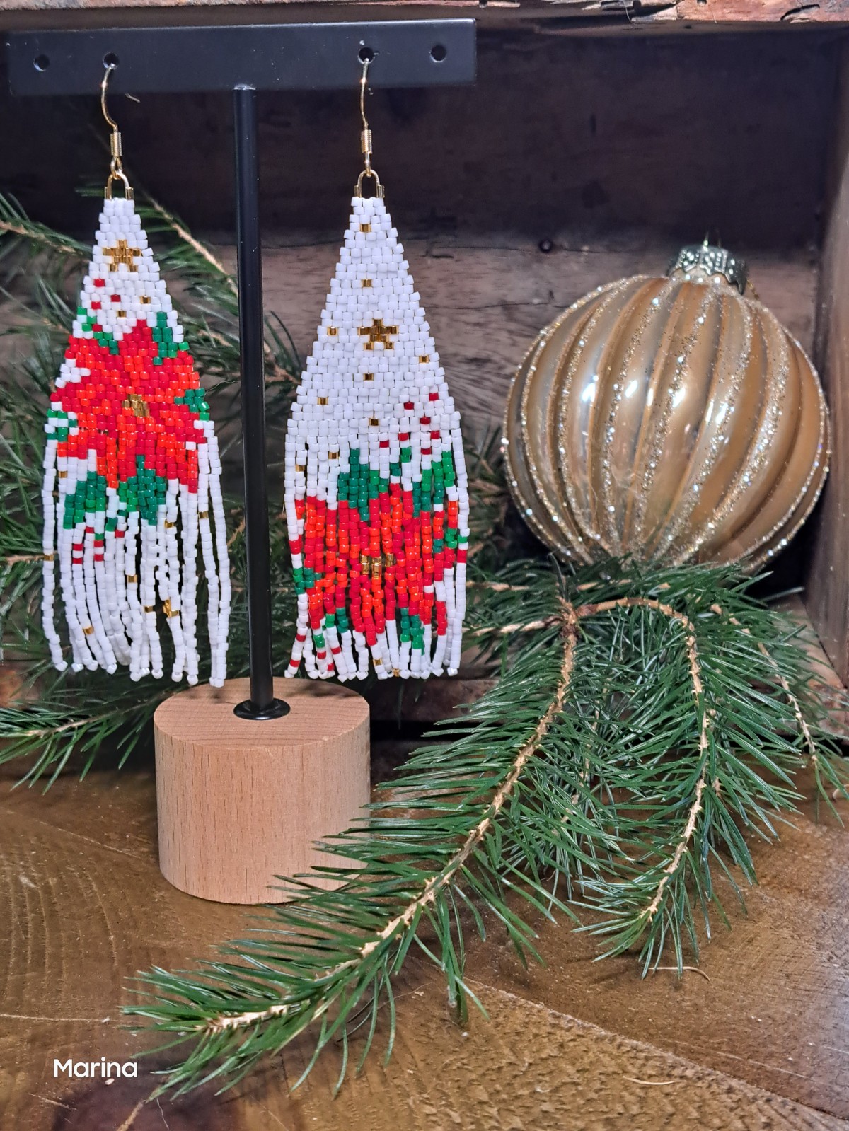 Fringeoorbellen met Poinsettia – Feestelijke Kerst Edition - 106340 Fringeoorbellen met Poinsettia – Feestelijke Kerst Edition