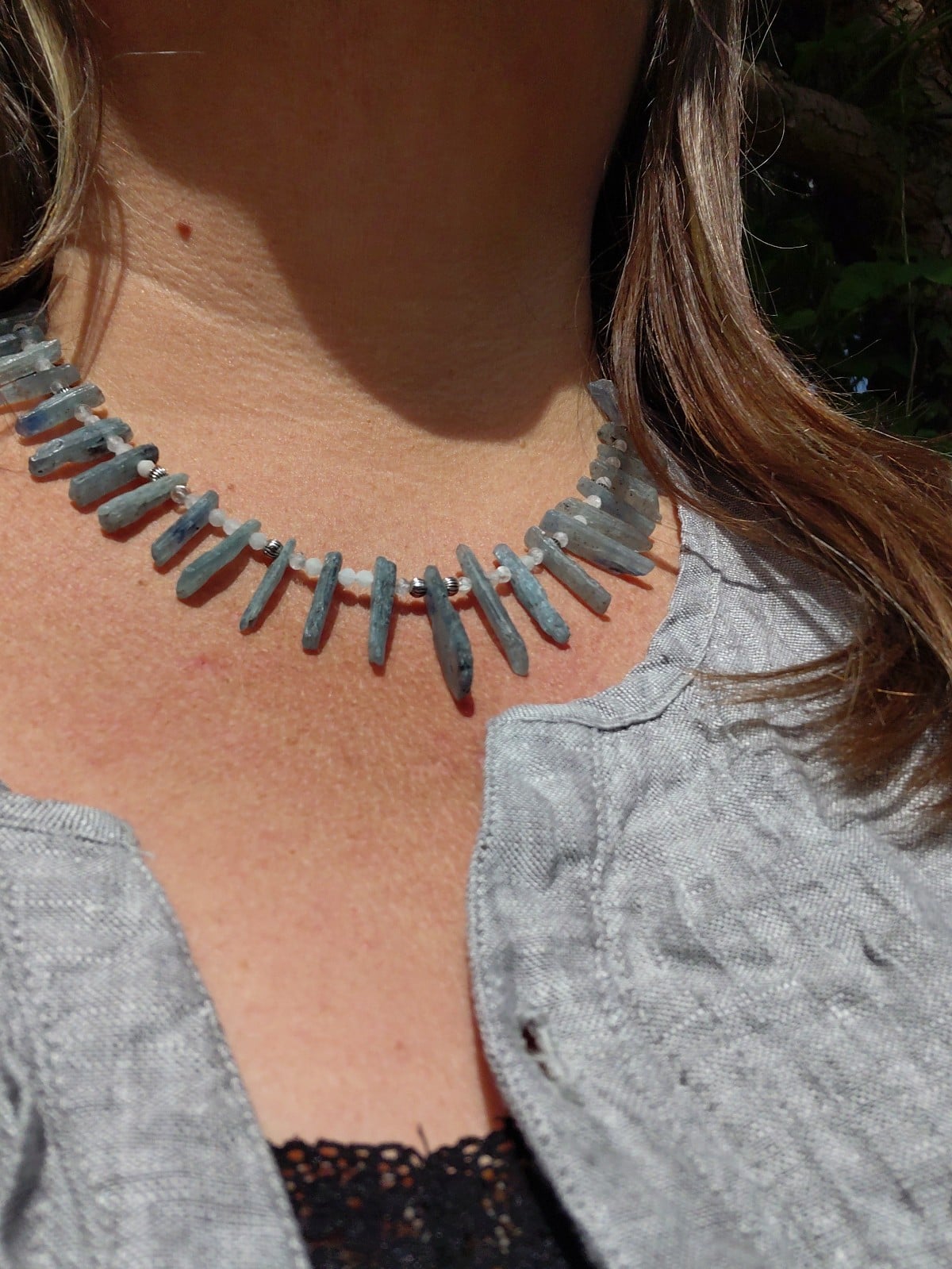 Handgemaakte ketting met kyaniet en bergkristal