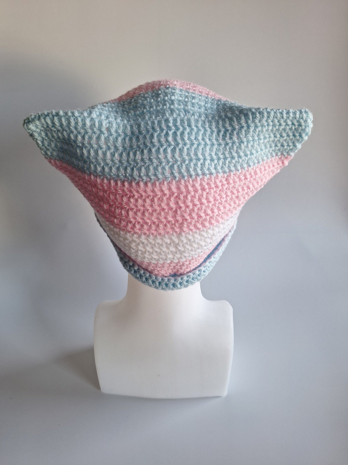 Muts 'transgender flag' - 46853.jpeg Gehaakte muts | Transgender vlag