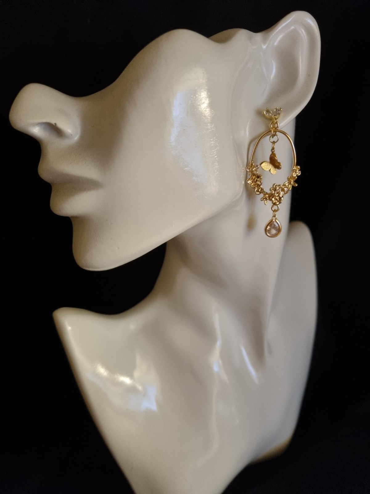 Vergulde statement oorbellen 'vlindertuin' - 46543.jpeg Vergulde statement oorbellen 'vlindertuin'