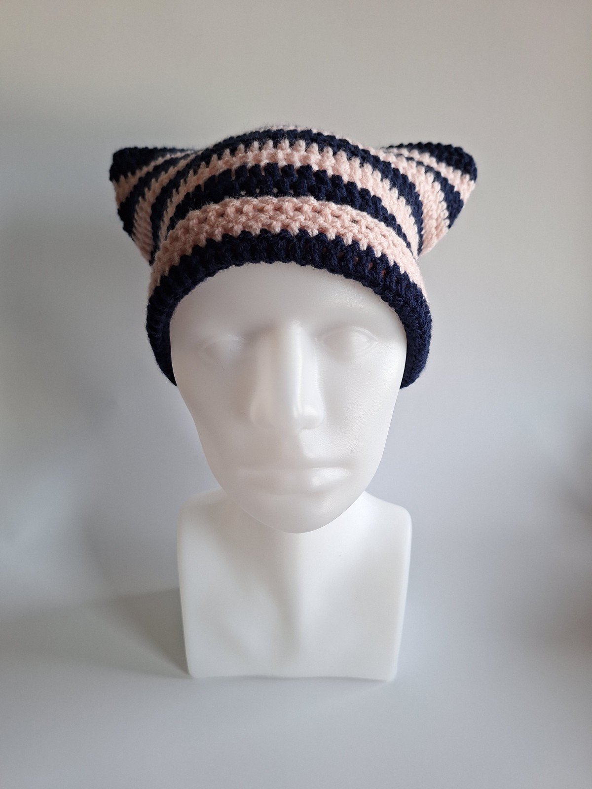 Gehaakte muts | Donkerblauw en lichtroze