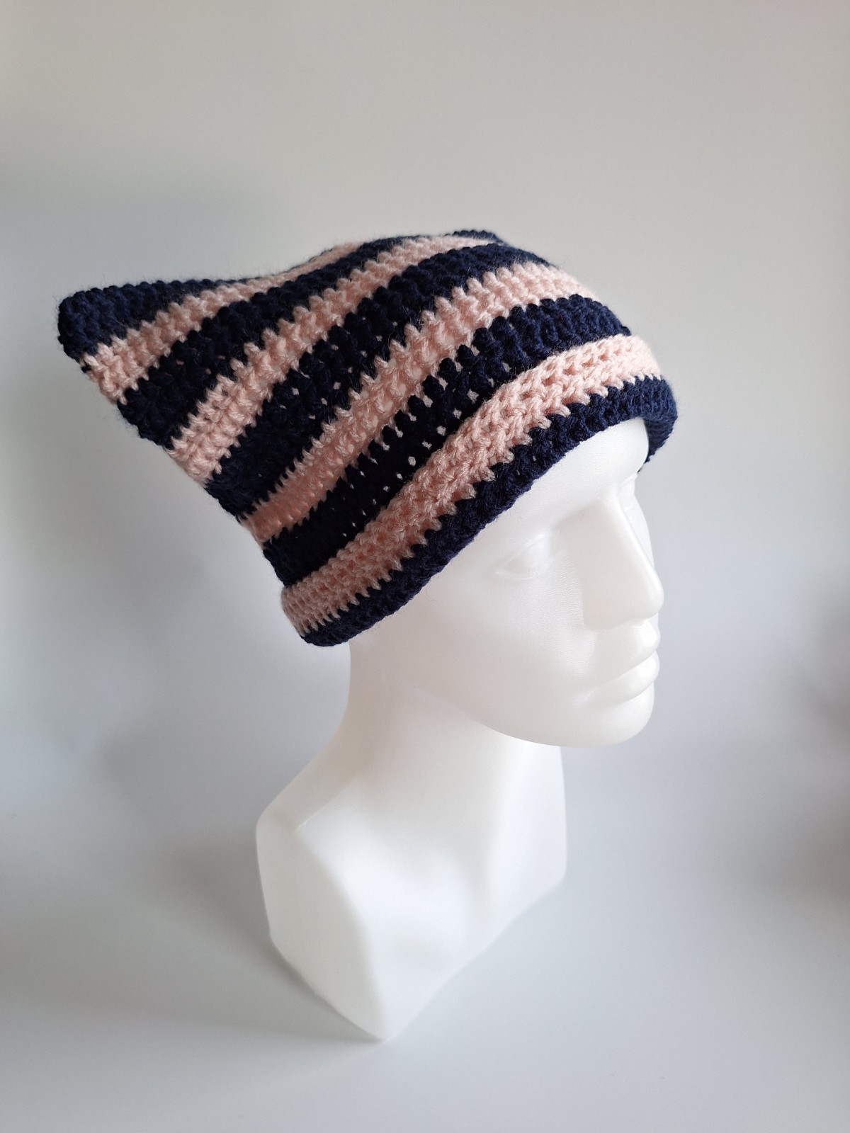 Gehaakte muts | Donkerblauw en lichtroze