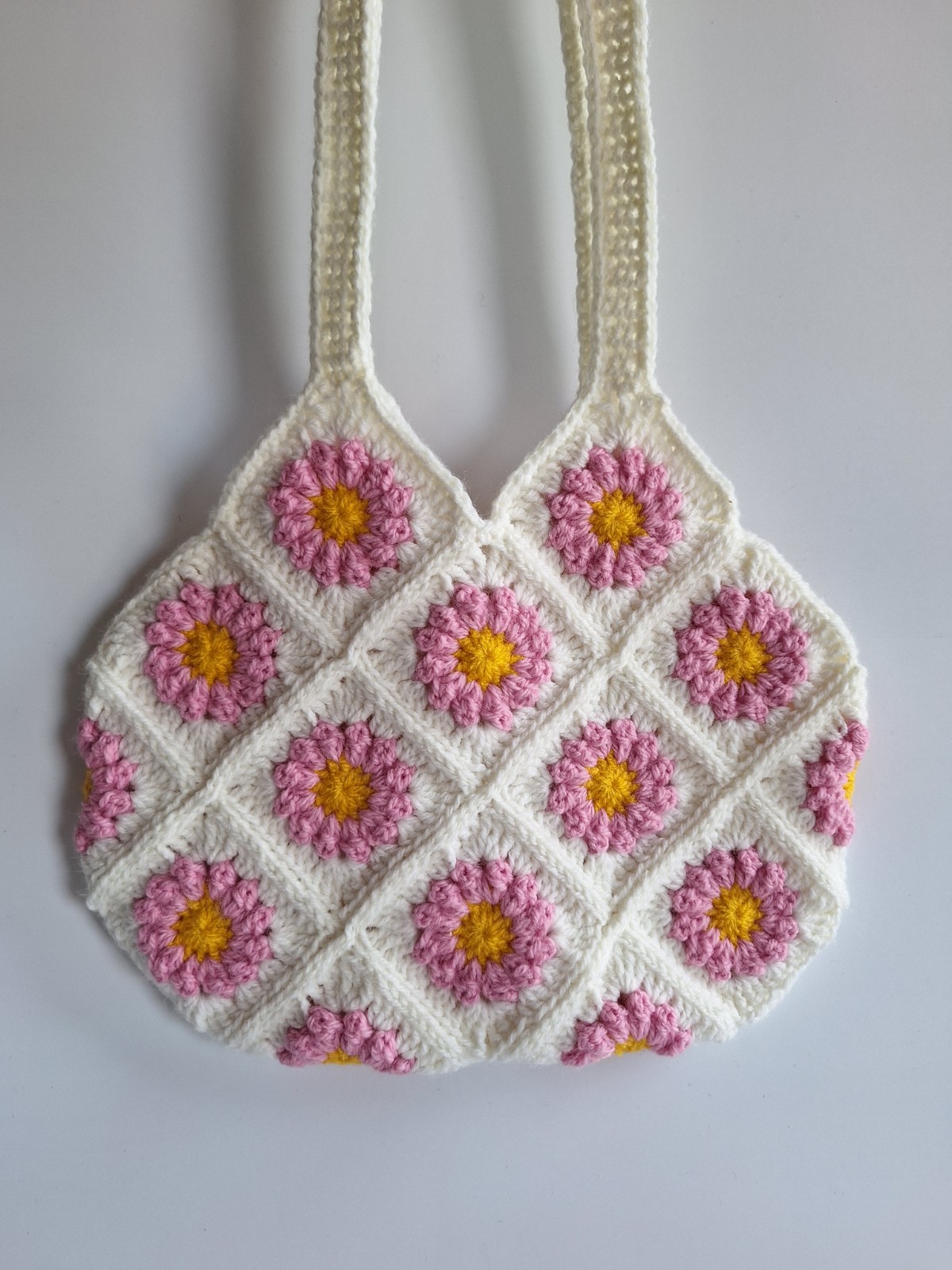 Gehaakte tas 'White daisy' - 49542.jpeg Gehaakte tas | Wit madeliefjes