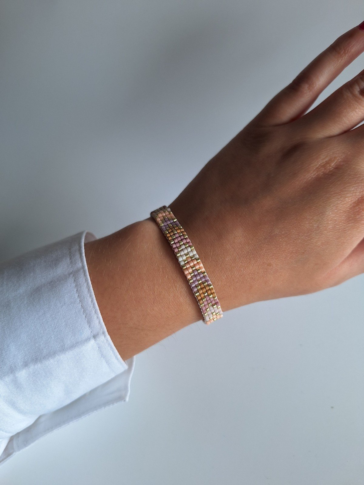 Geweven kralen armband 'Nude chevron' - 48071.jpeg Geweven kralen armband 'Nude chevron'