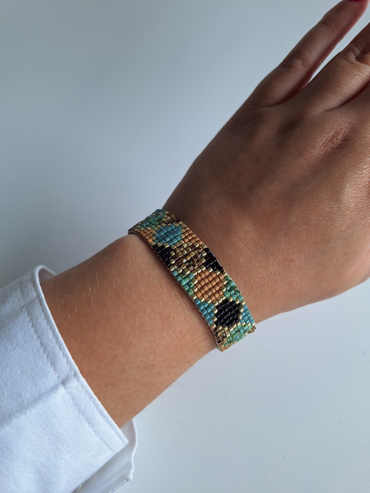 Geweven kralen armband 'Turquoise hexagon'