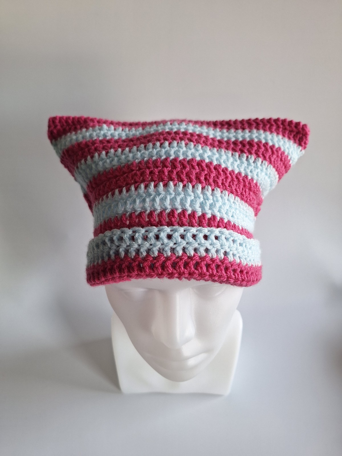 Gehaakte muts | Knalroze en lichtblauw