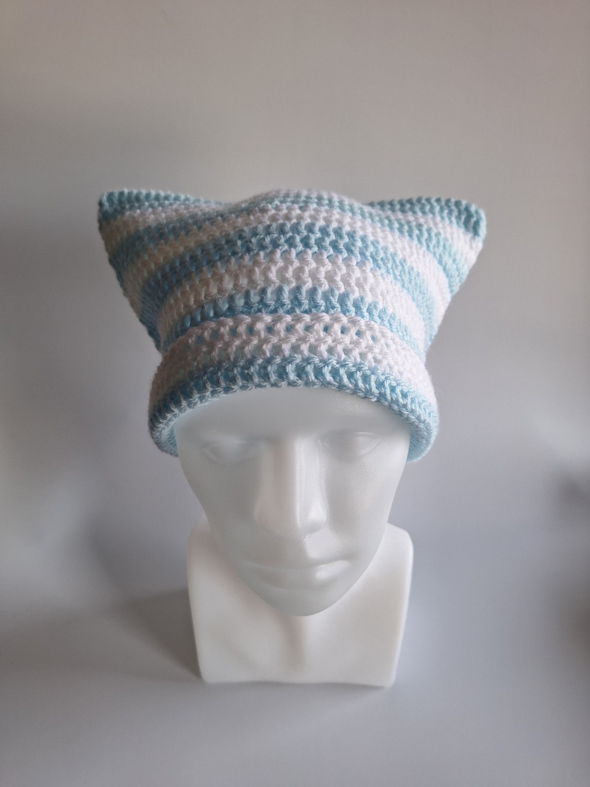 gehaakte muts 'Baby blue & white' - 51242.jpeg gehaakte muts | Lichtblauw en wit