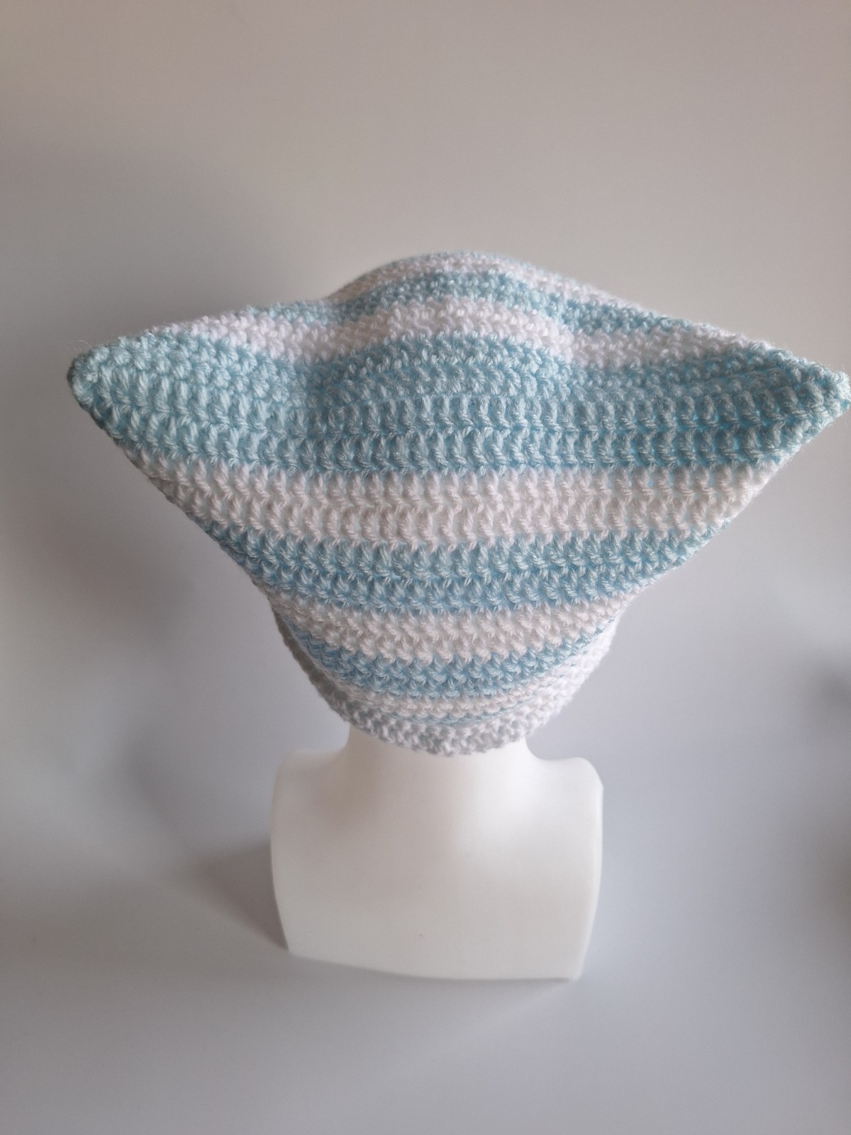 gehaakte muts 'Baby blue & white' - 51246.jpeg gehaakte muts | Lichtblauw en wit
