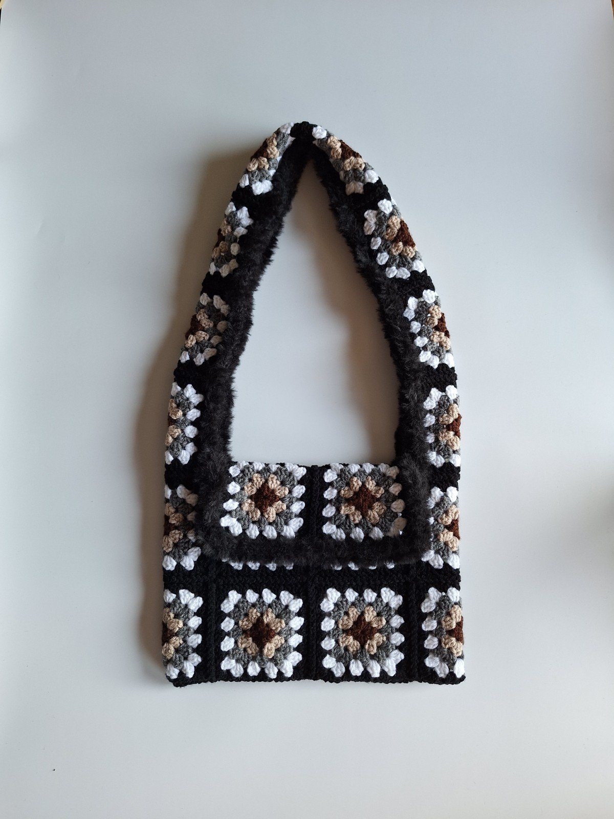 Gehaakte tas | Bruin, beige, grijs wit en zwart imitatiebont