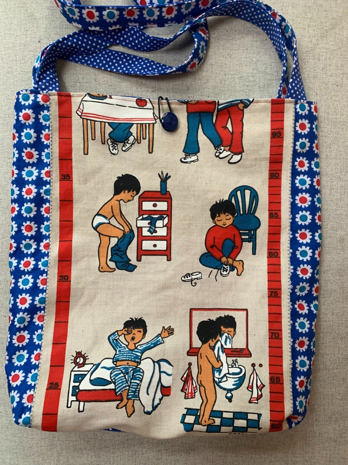 Ruime tas van vintage stoffen. - 56156.jpeg Ruime tas van vintage stoffen.