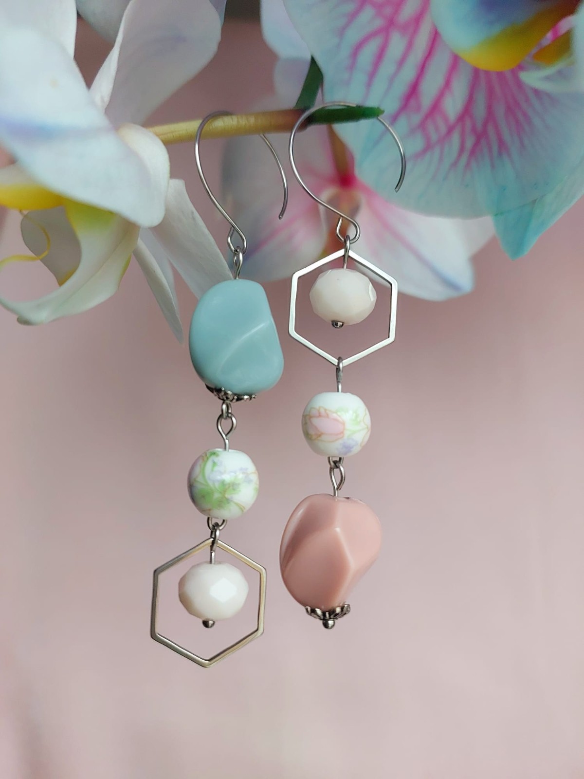 CottonCandy Asymmetrical Dangle Earrings - Platinum - 59051.jpeg Suikerspin asymmetrische oorbellen - platinum