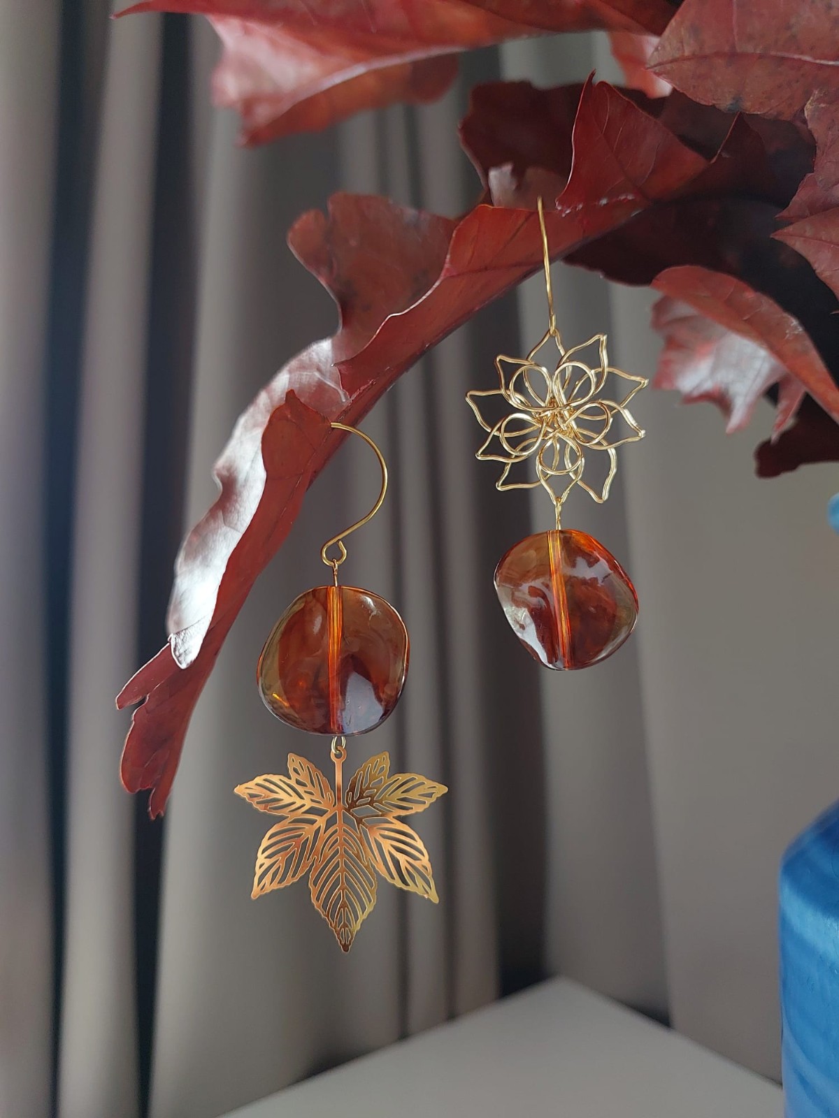 Marbled Autumn Leaf Dangle Earrings - 59057.jpeg Gemarmerde herfstblad oorbellen