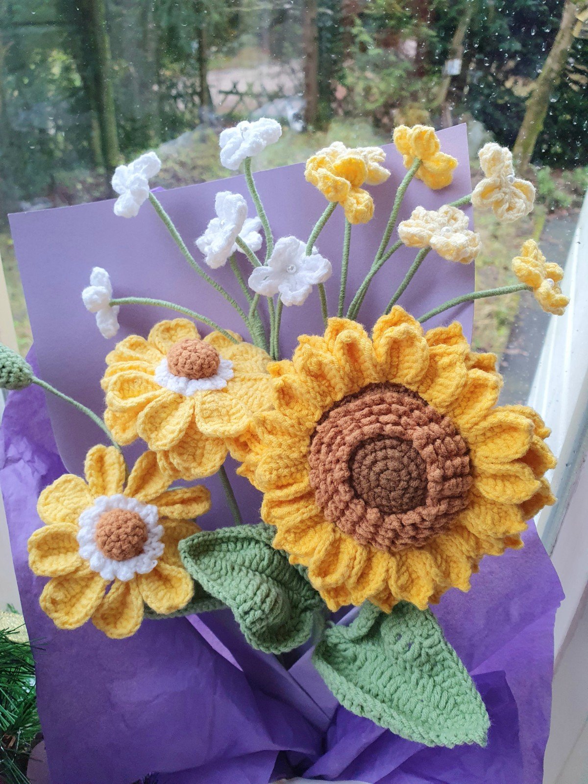 gehaakte zonnebloemen boeket