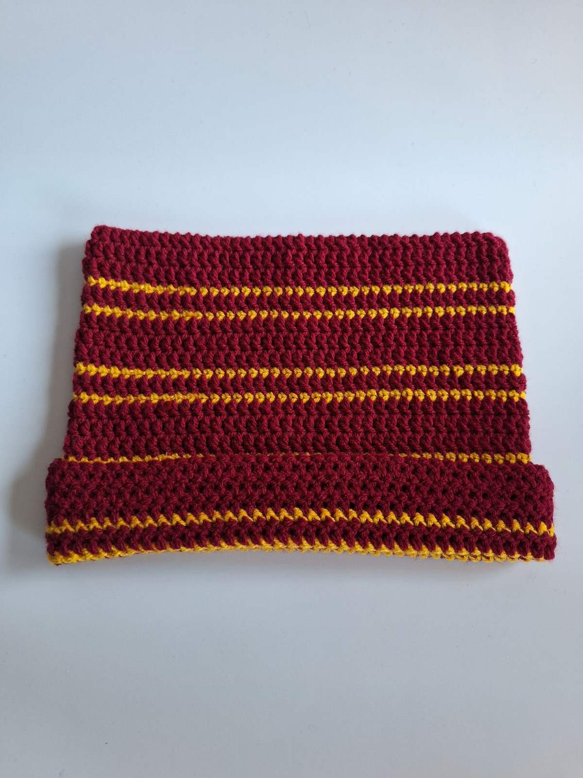 Gehaakte muts 'Harry Potter Gryffindor house' - 63430.jpeg Gehaakte muts | Harry Potter Gryffindor/Griffoendor house