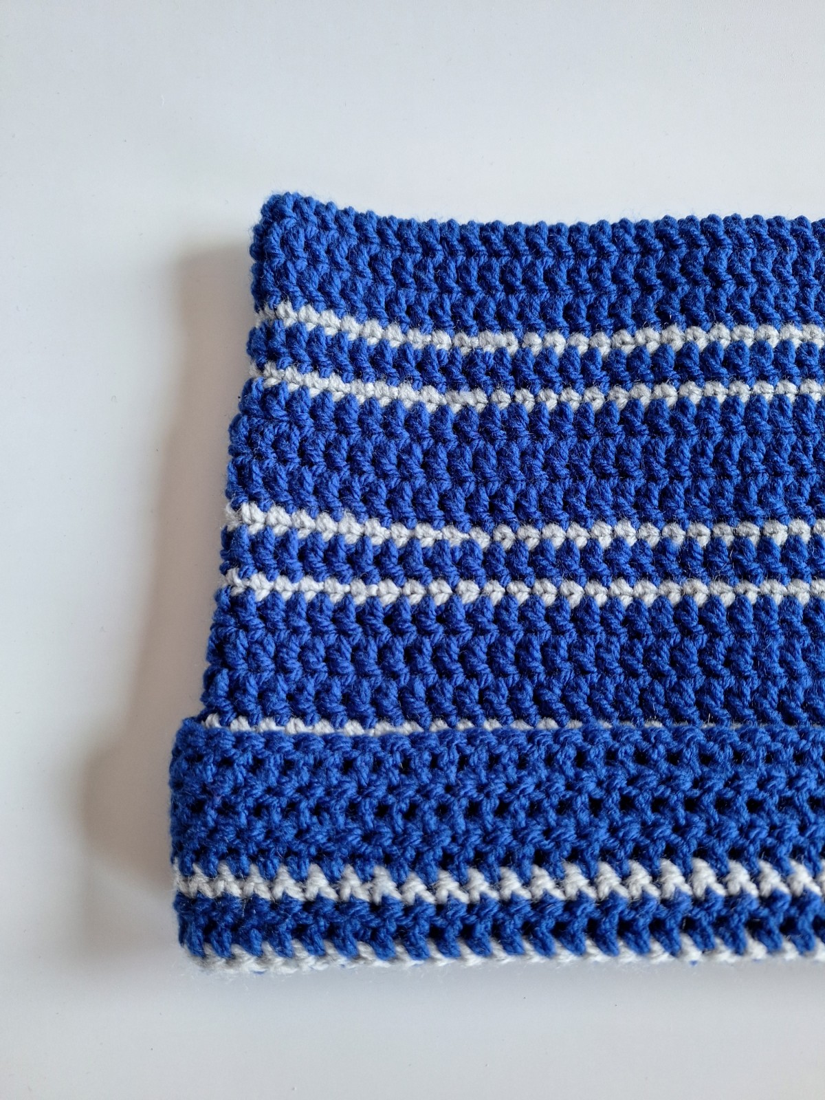 Gehaakte muts 'Harry Potter Ravenclaw house' - 63450.jpeg Gehaakte muts | Harry Potter Ravenclaw/Ravenklauw house