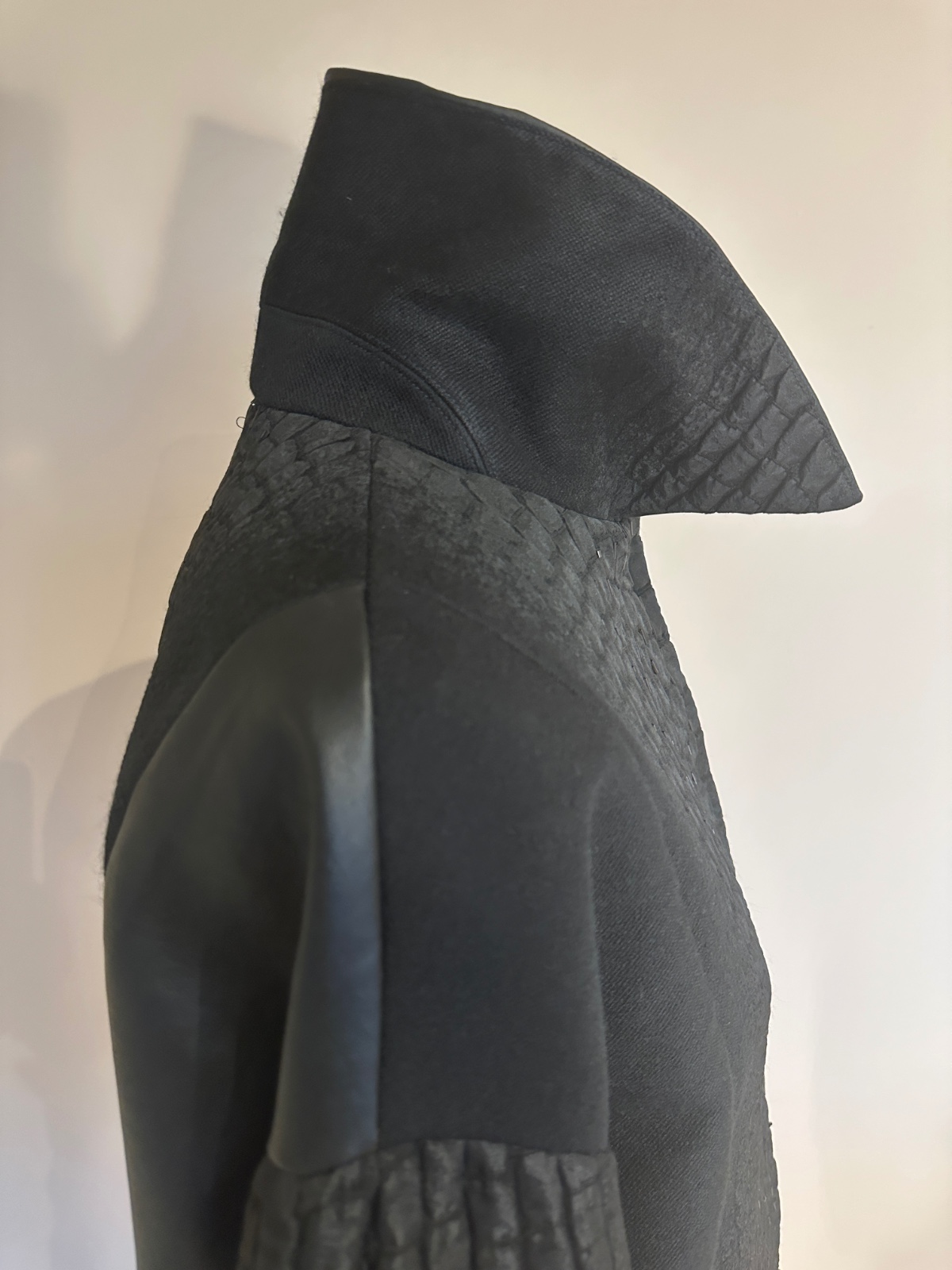 Statement Piece - Bomberjas