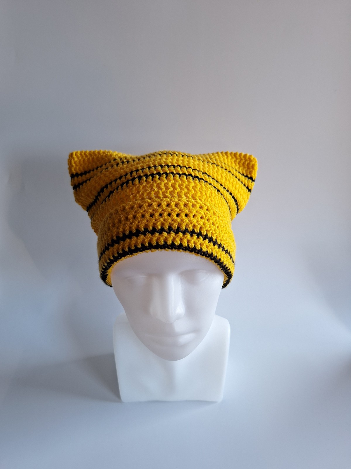 Gehaakte muts 'Harry Potter Hufflepuff house' - 65229.jpeg Gehaakte muts | Harry Potter Hufflepuff/huffelpuf house