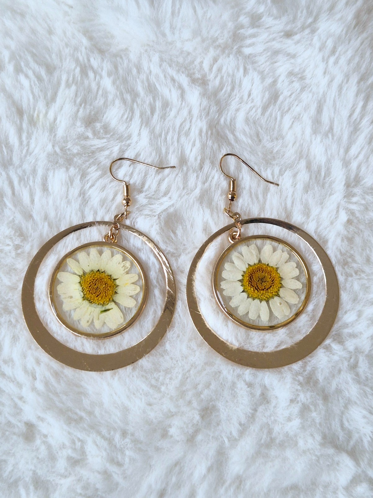 Grote Resin gedroogde bloem gouden ronden oorbellen