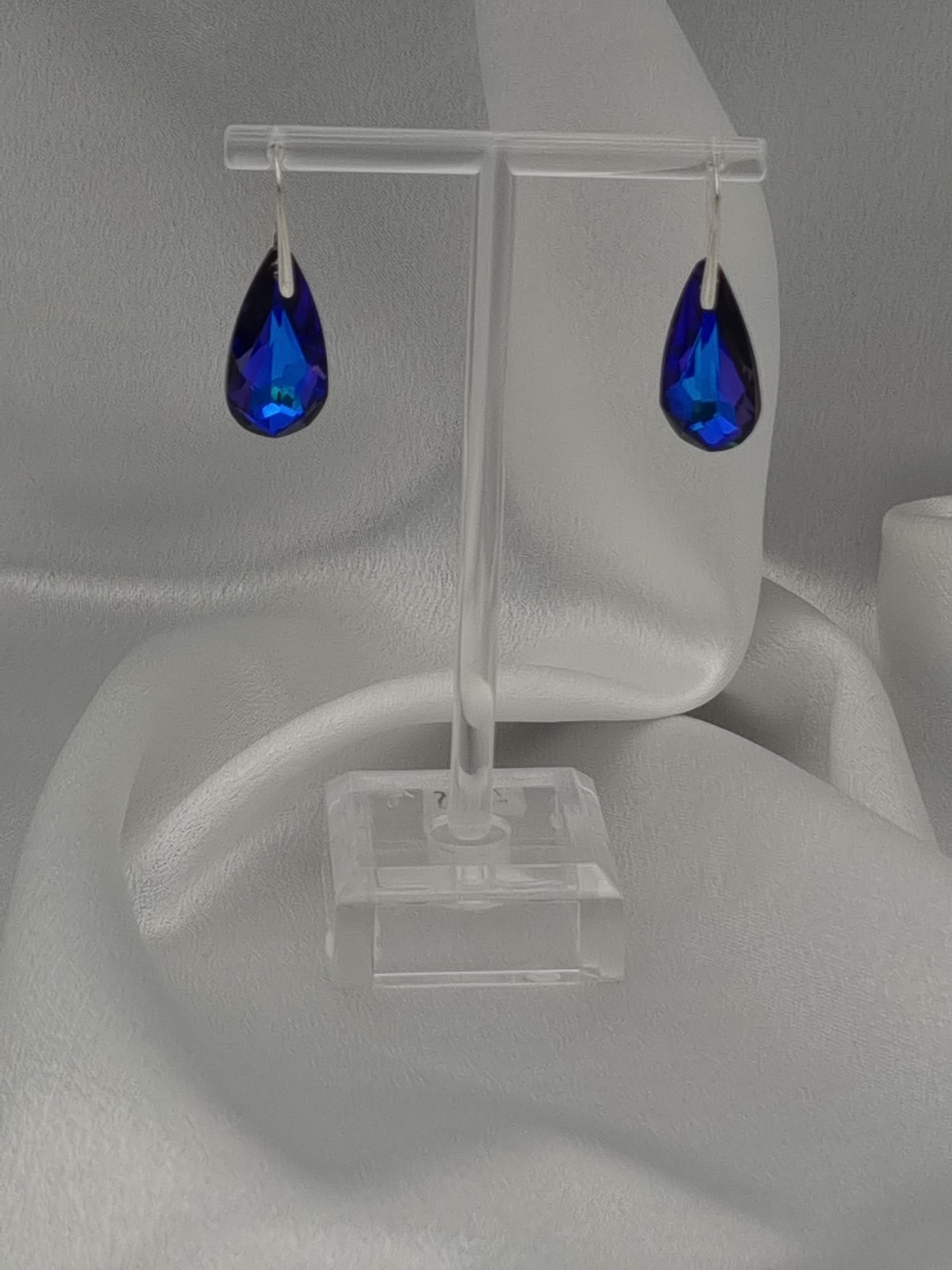 Luxe handgemaakte kristallen oorbellen met 925 zilveren oorhaken - 67161.jpeg Luxe handgemaakte kristallen oorbellen met 925 zilveren oorhaken