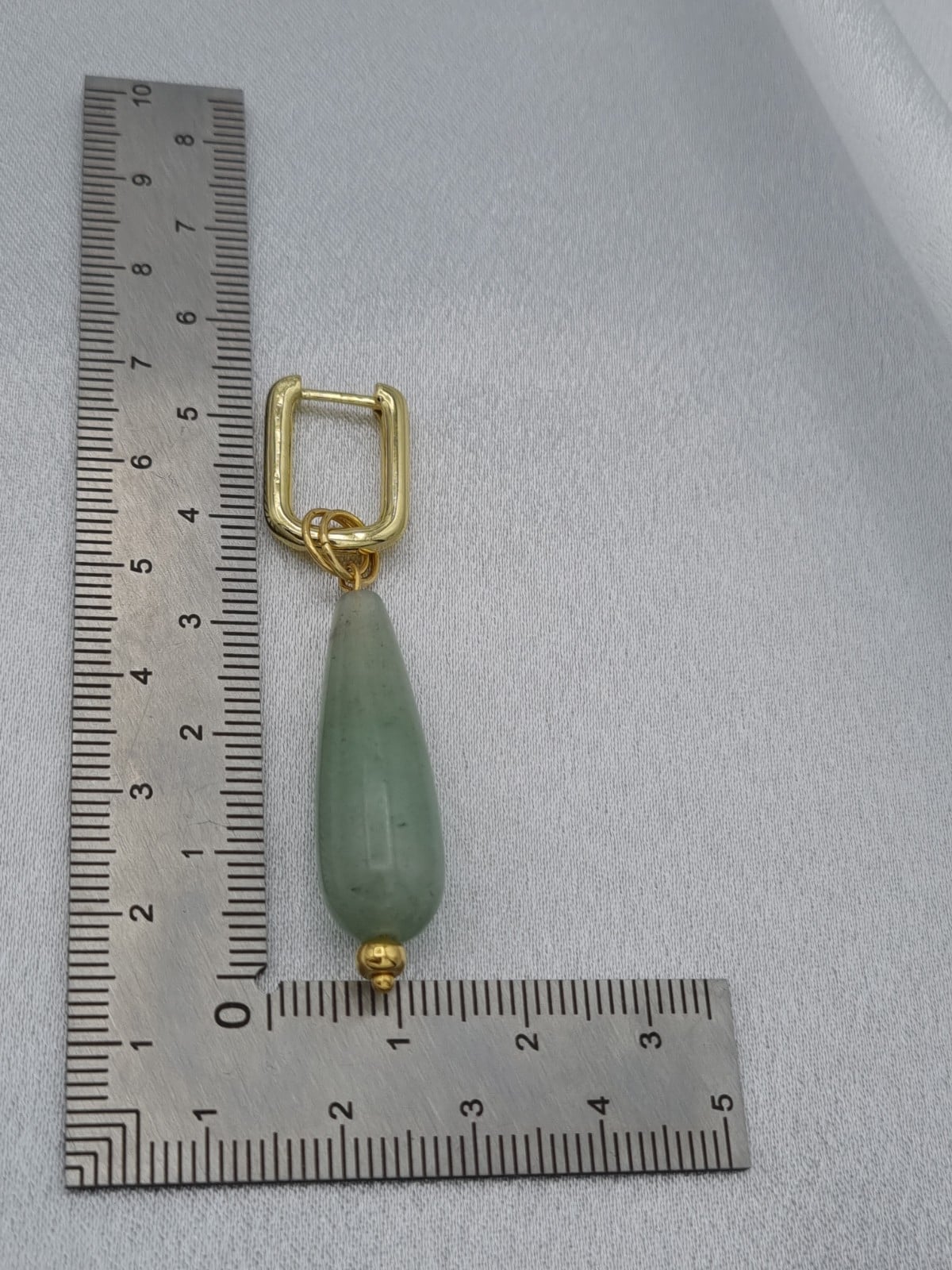 Vergulde creolen met natuursteen hangers