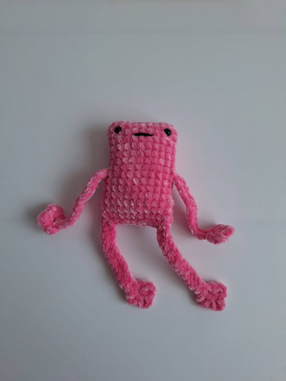 Gehaakte knuffel 'roze kikker'