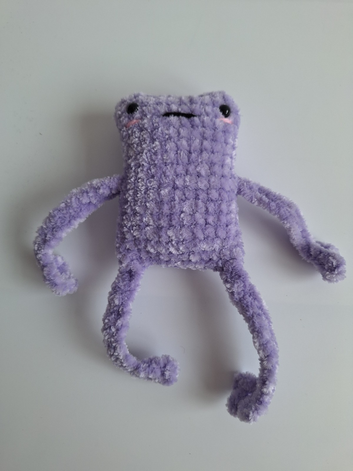 Gehaakte knuffel 'Lila kikker' - 71536.jpeg Gehaakte knuffel 'Lila kikker'