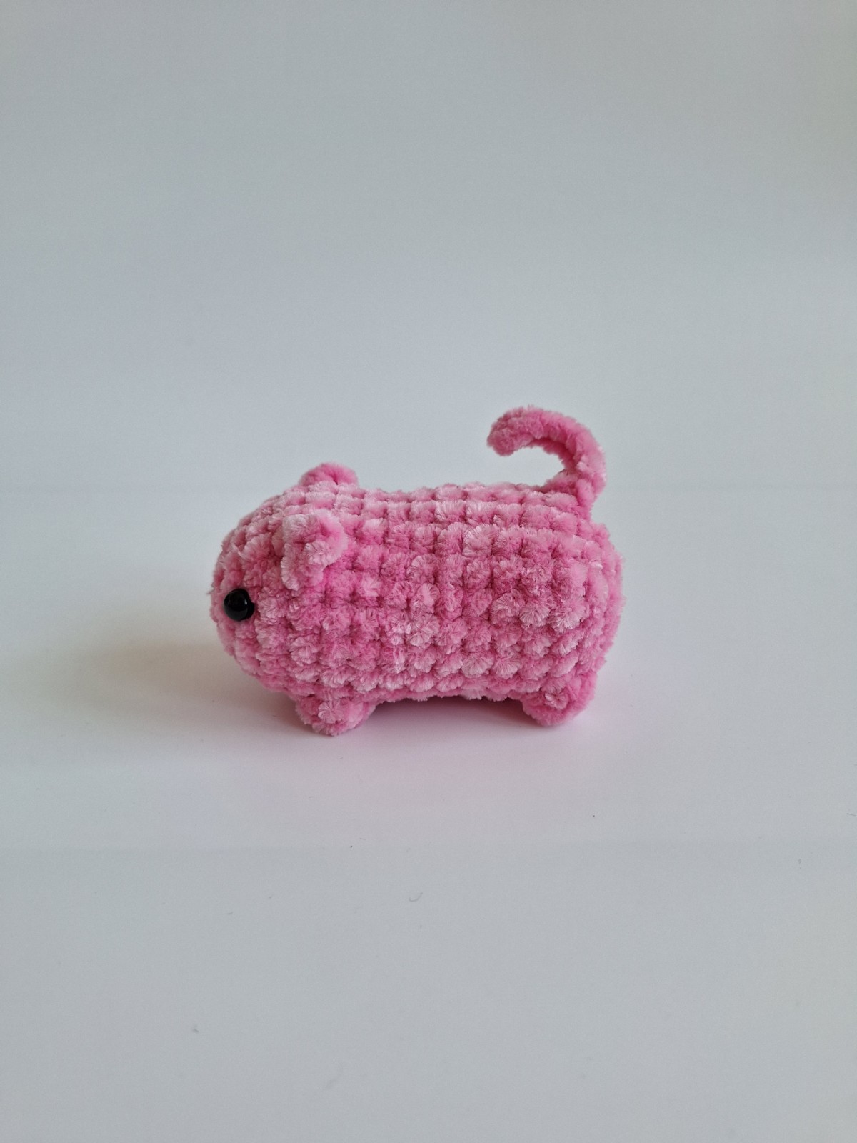 Gehaakte knuffel 'Kleine roze kat'