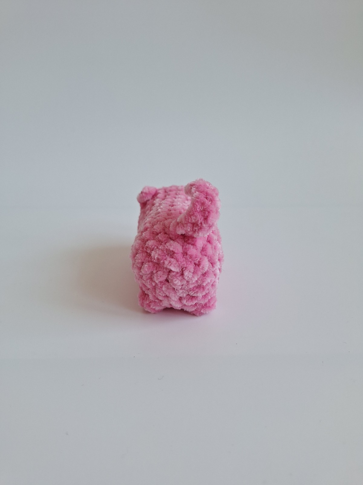 Gehaakte knuffel 'Kleine roze kat'
