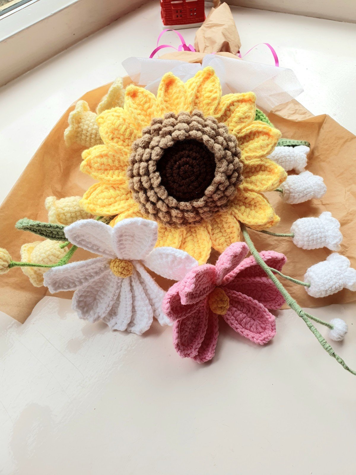 Handgemaakt zonnebloemen boeket - 67950.jpeg Handgemaakt zonnebloemen boeket