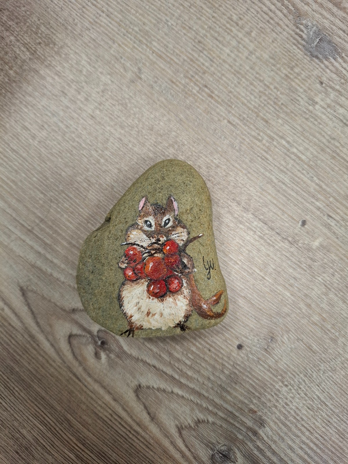 Veldmuis net besjes, geschilderd met de hand op natuur steen