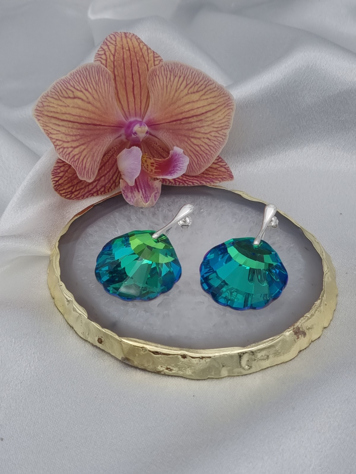 925 zilveren oorbellen met XL kristallen schelphanger - 75137.jpeg 925 zilveren oorbellen met XL kristallen schelphanger