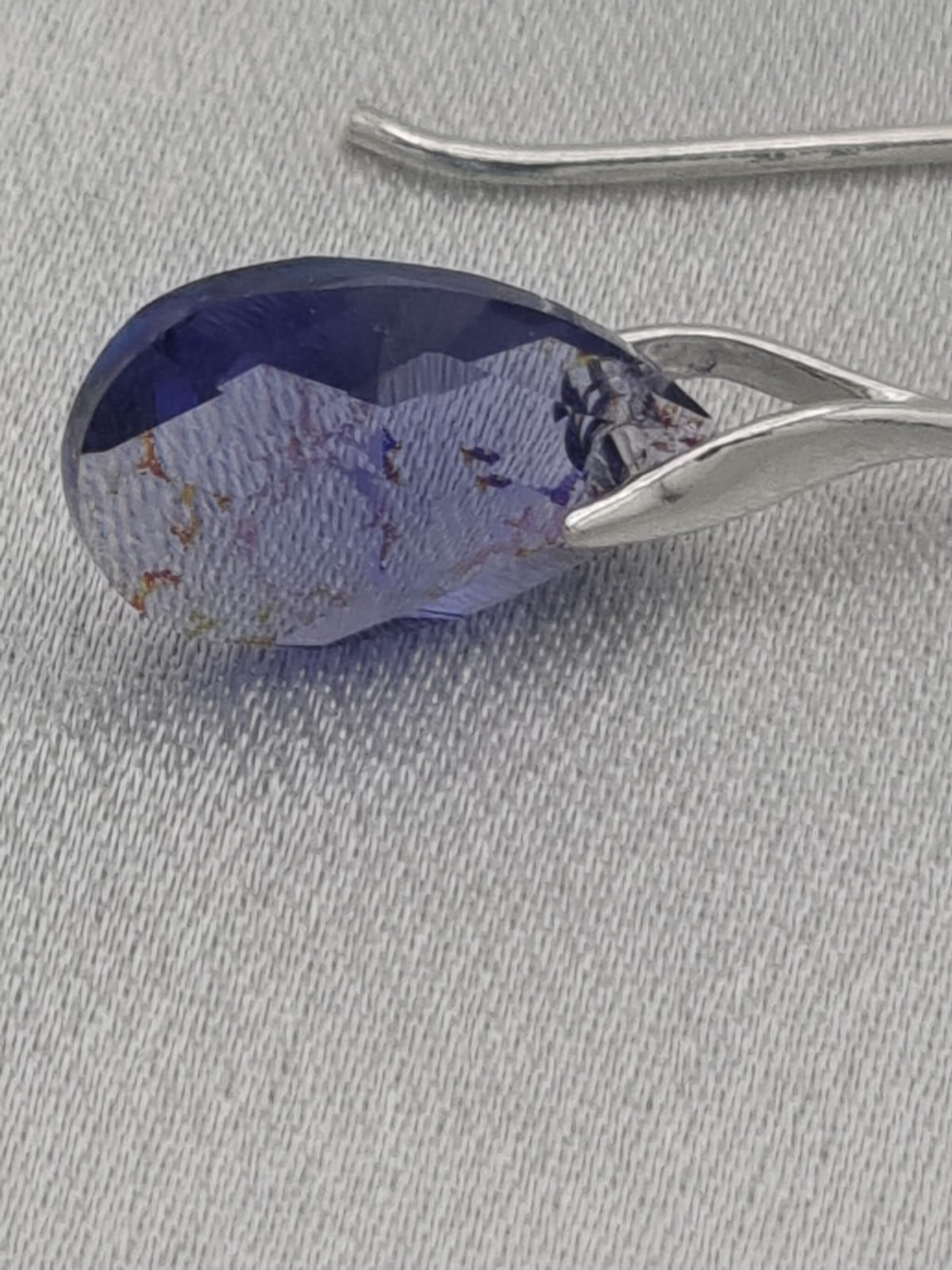 925 zilveren oorbellen met kristallen hanger - paars patina - 75170.jpeg 925 zilveren oorbellen met kristallen hanger - paars patina